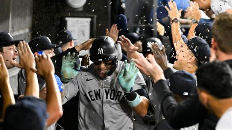 MLB playoff picture: Division, wild card races near home stretch.
